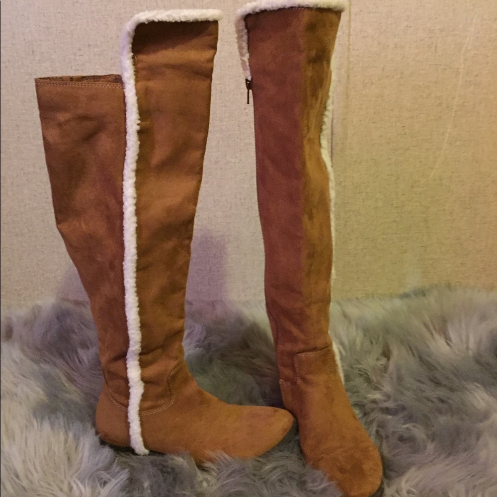 Ladies boots